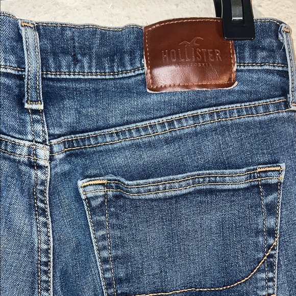 Hollister Men's Slim Jeans in Dark Blue - Picture 6 of 9